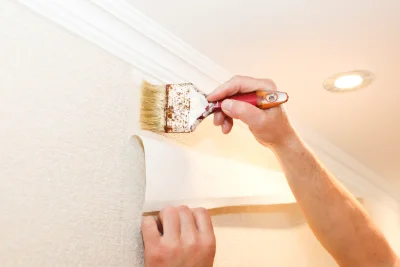 Pose de papier peint à Chalifert — revêtements muraux et toiles de verre